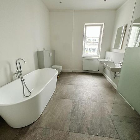 Zentralmoers 140M2 Hbf Nah Appartement Buitenkant foto