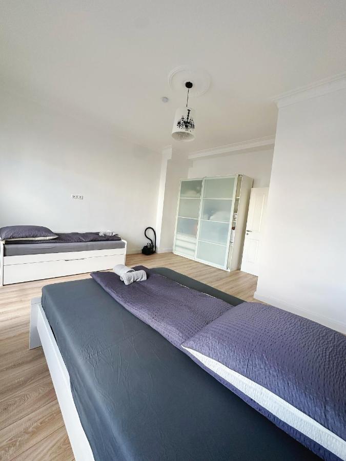 Zentralmoers 140M2 Hbf Nah Appartement Buitenkant foto